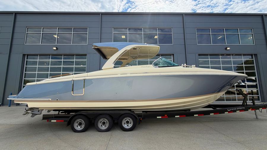 2027 CHRIS CRAFT LAUNCH GT 35 ME on display at the Big Thunder Marine Fall Boat Show