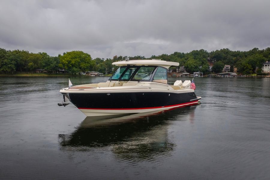 2024 CHRIS CRAFT CALYPSO 32 CT on display at the Big Thunder Marine Fall Boat Show