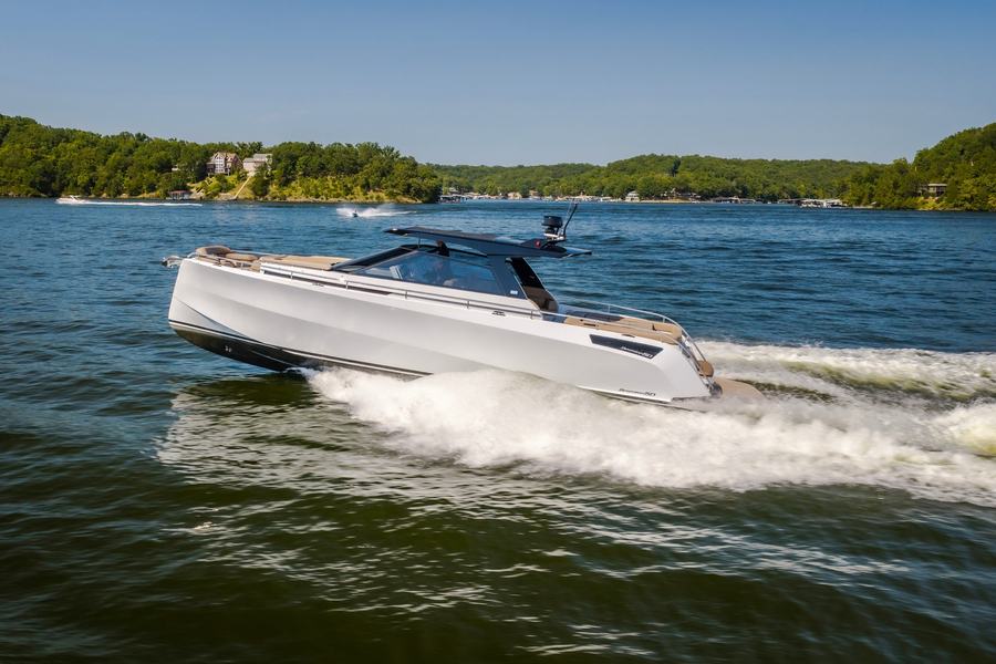 2022 STEELER BRONSON 50 on display at the Big Thunder Marine Fall Boat Show