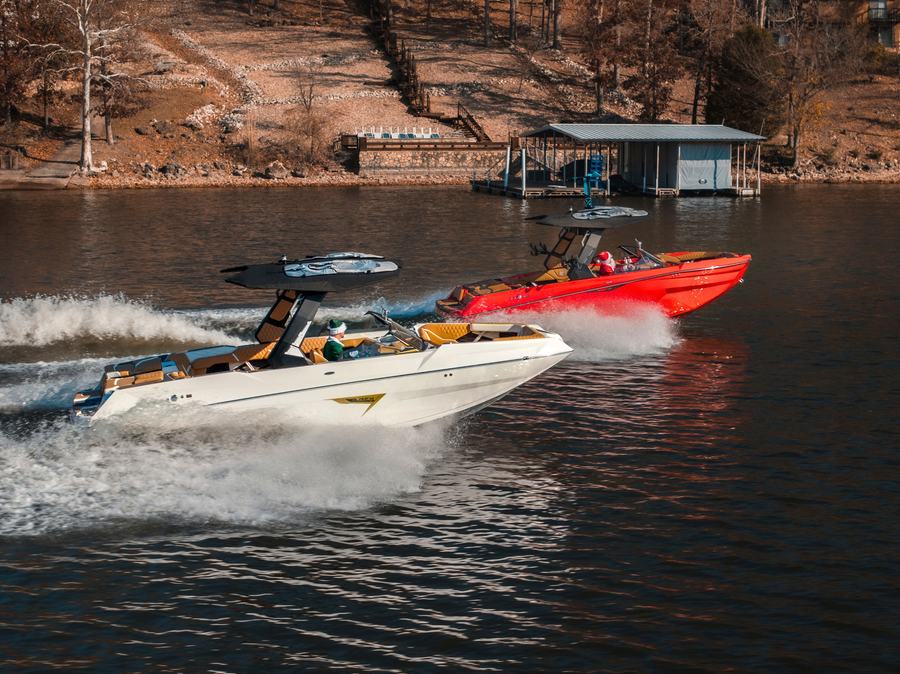 2026 TIGÉ 24RZX on display at the Big Thunder Marine Fall Boat Show